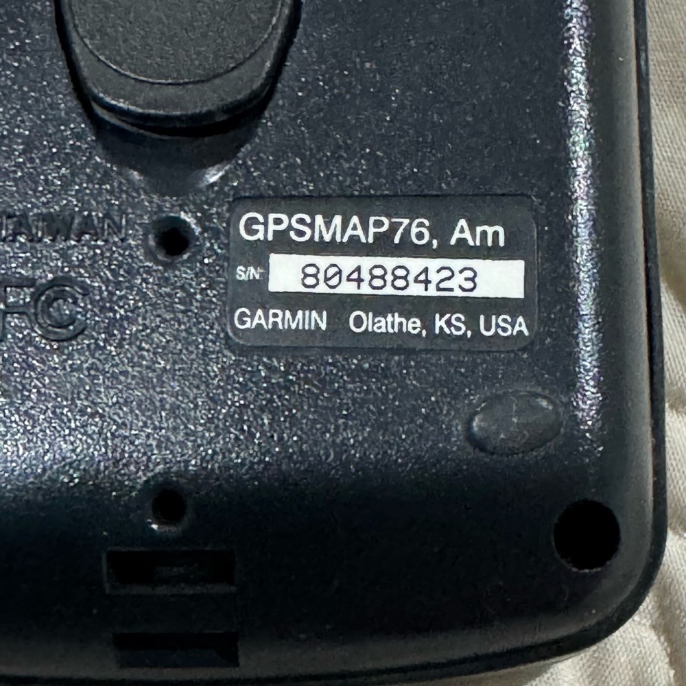 Garmin GPSMAP 76 Handheld w/ Quick Reference - Picture 4 of 6